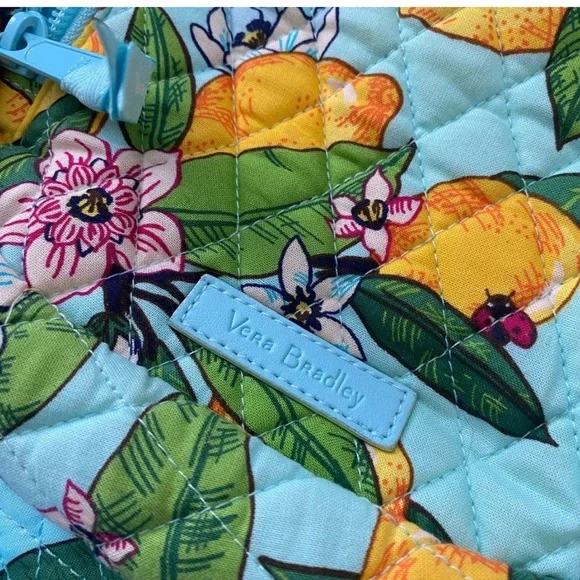 Vera Bradley Crossbody with Lemons - Excellent Condition - Picture 4 of 4